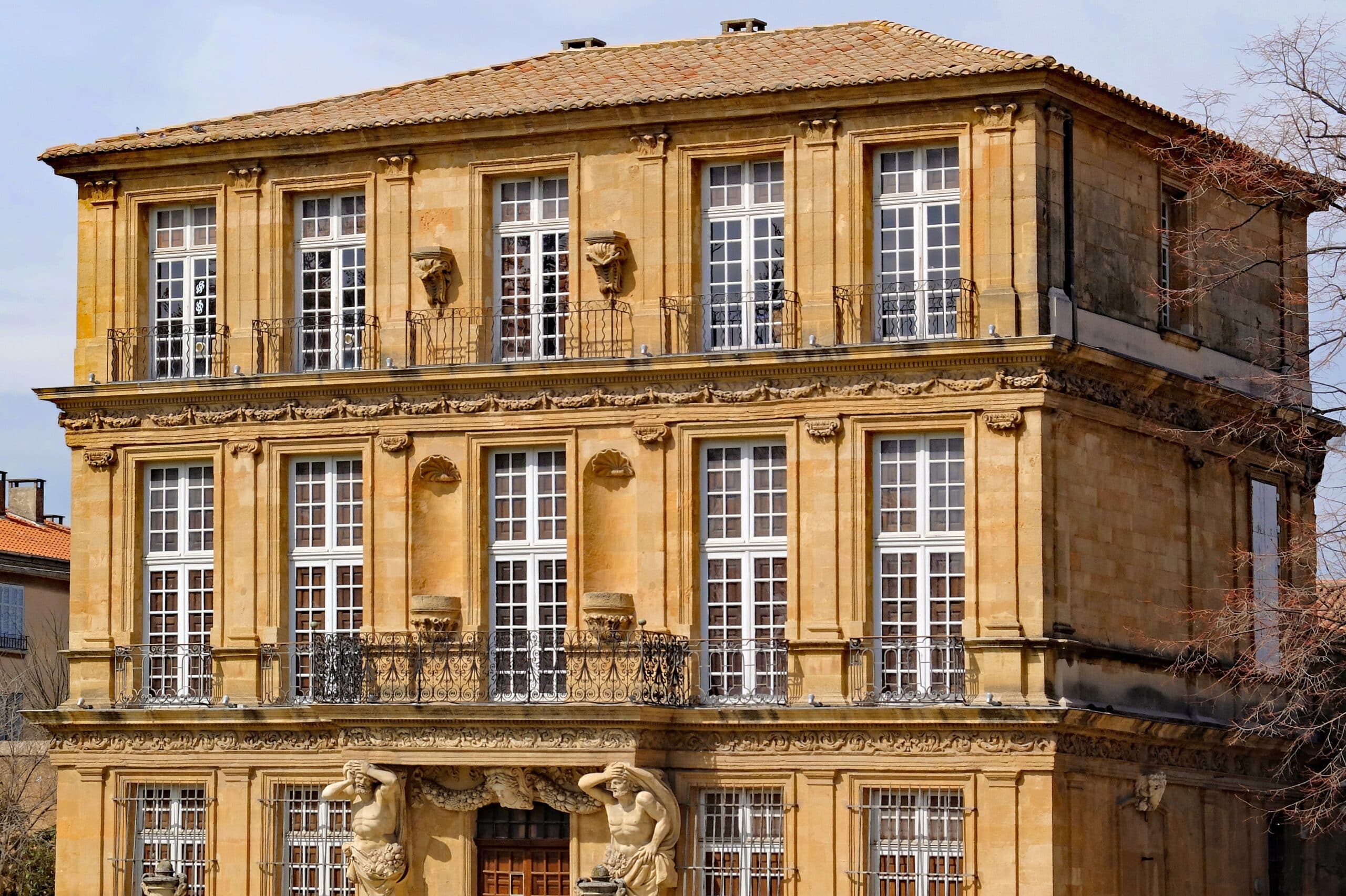 Aix-en-Pce et Construction